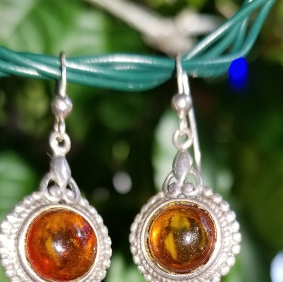 Sterling silver and amber, simple yet elegant - Picture 4 of 4